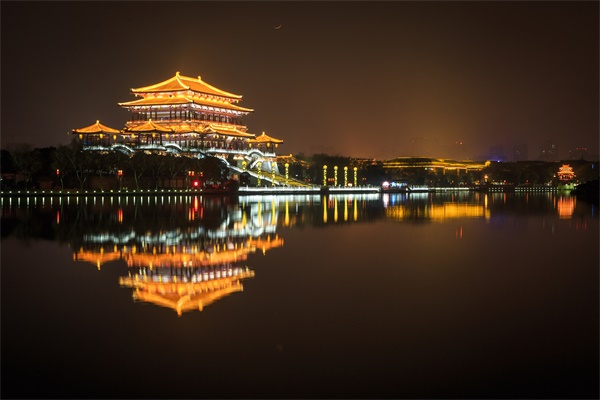 古建筑夜景亮化成为城市历史文化的载体