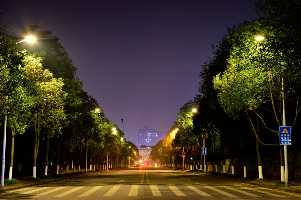 道路亮化施工-提升城市夜间环境