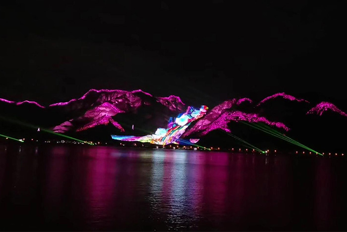 别家靠山体亮化让游客“流连忘返”，你还在接受夜晚的“门可罗雀”？