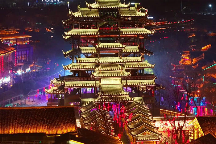 景区亮化施工缺乏专业规划，大幅削弱景区核心辨识度