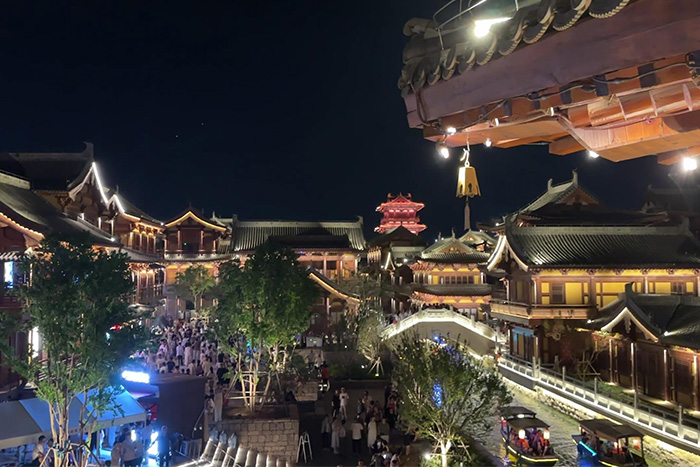游客来了不拍照？亮化让你的景区夜景成“朋友圈爆款”​