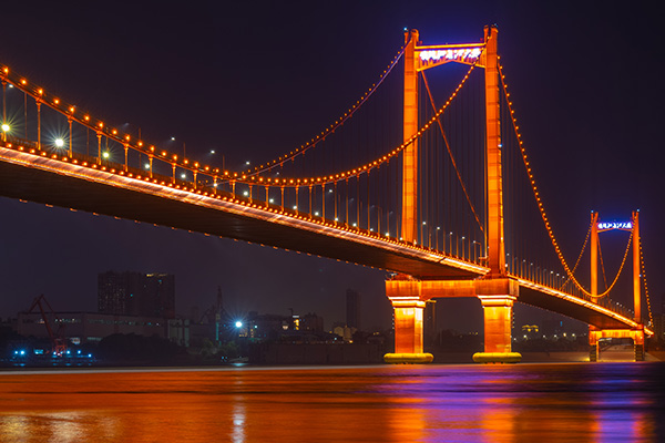 桥梁夜景灯光设计