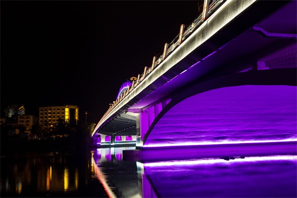 大桥夜景灯光亮化