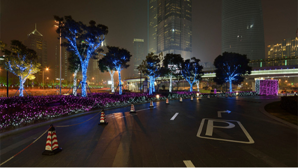 广场景观照明能更好的丰富人们夜间生活