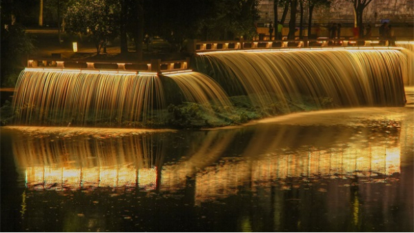 河道景观亮化设计能够满足游客的观赏需求